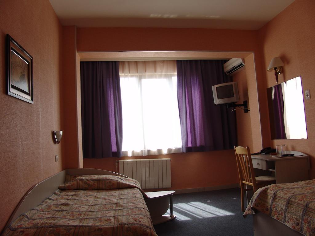 Hotel Zheleznik Stara Zagora Room photo